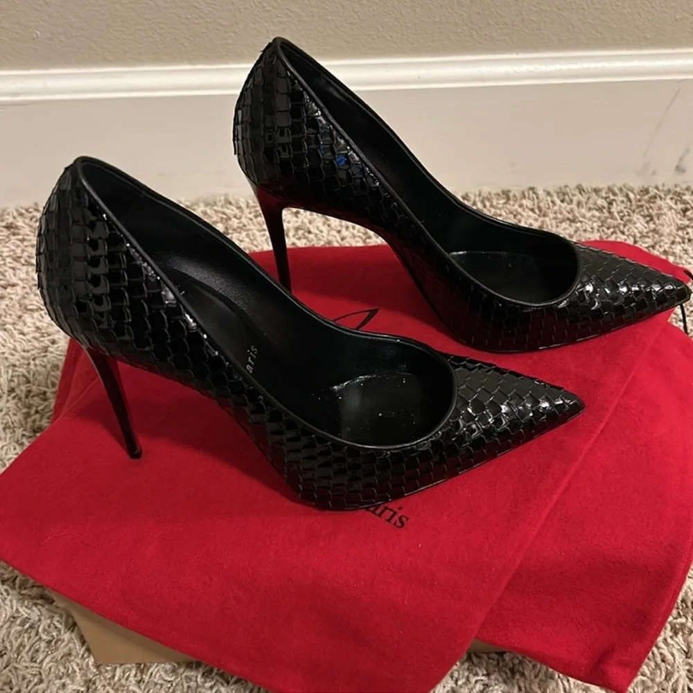 LIKE NEW AUTHENTIC LOUBOUTIN KATE 100 - PATENT BIRD Heels 👠 - Picture 6 of 13